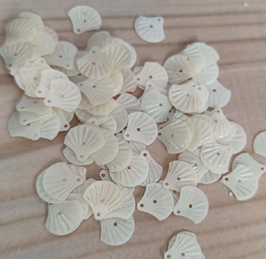 Premium Flat Shells – Professional Aari Embellishment Base - Image 3